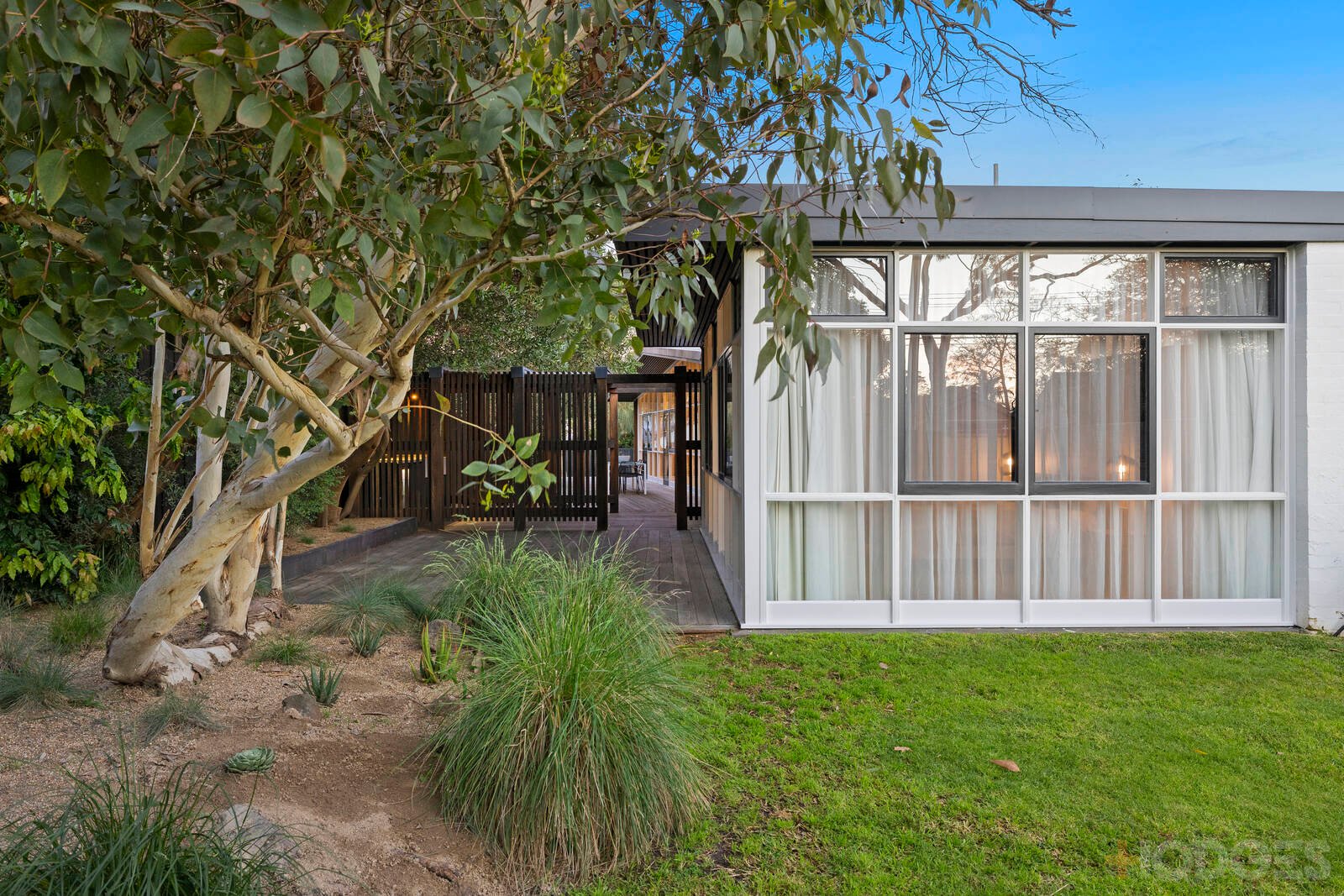 86 Dalgetty Road Beaumaris