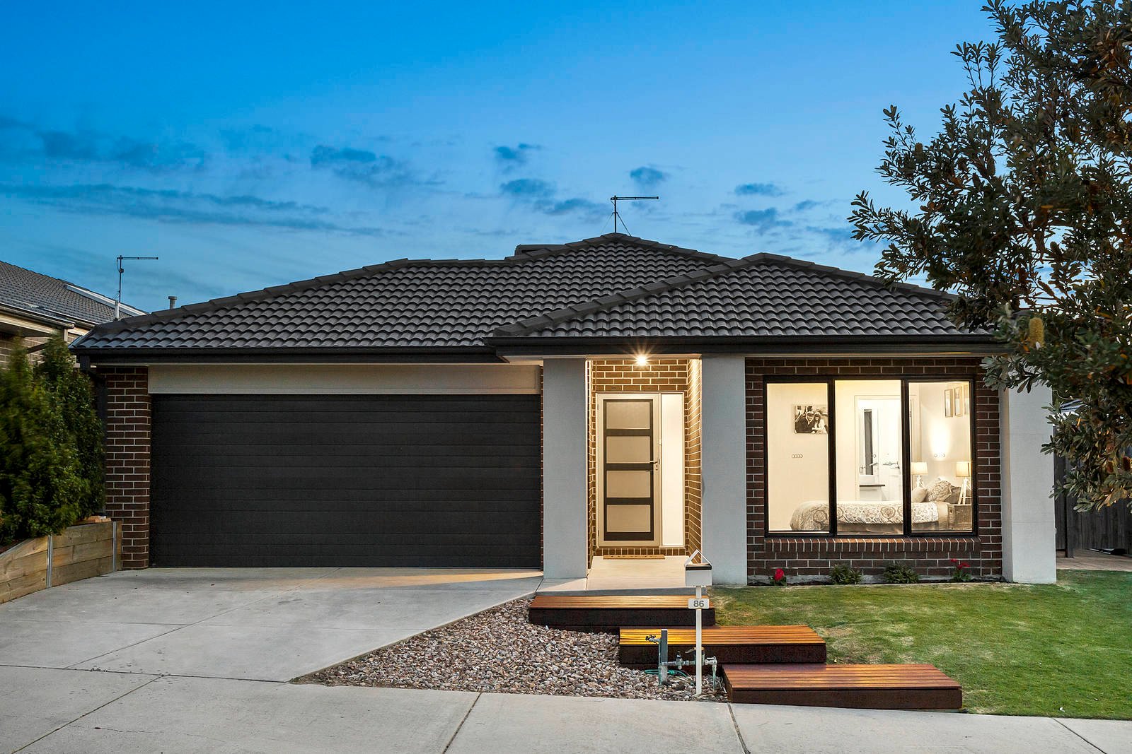 Property Gallery - Main Image