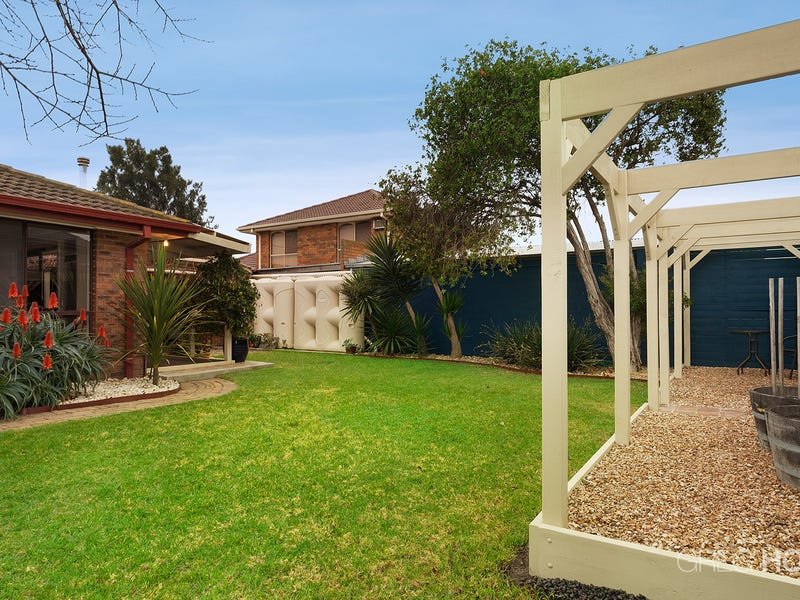 86 Grieve Parade, Altona image 10