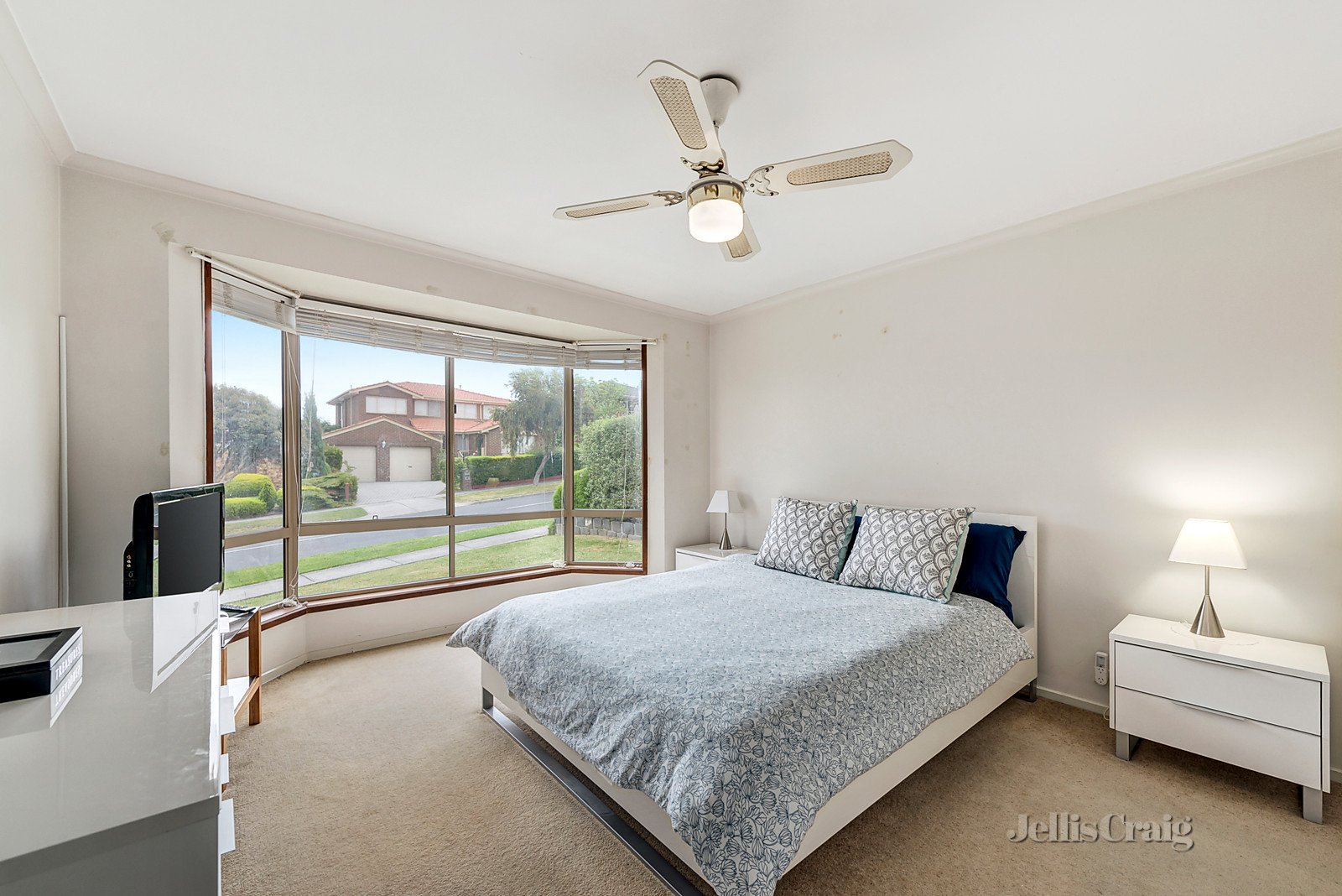 86 Haversham Avenue, Wheelers Hill image 5