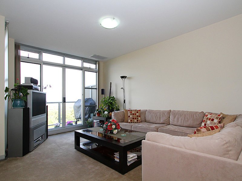 8/6 Horizon Drive, Maribyrnong image 2