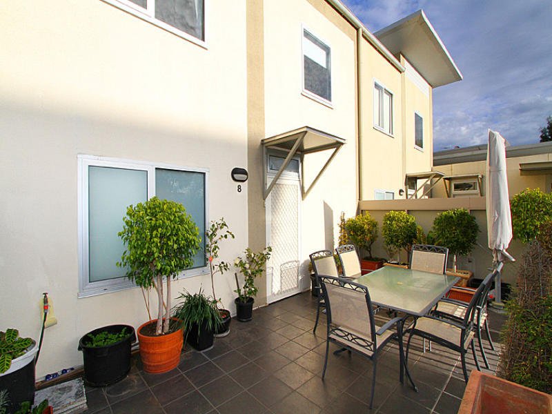 8/6 Horizon Drive, Maribyrnong image 9