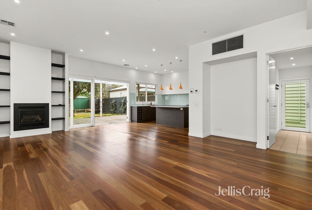 86 John Street, Williamstown image 2