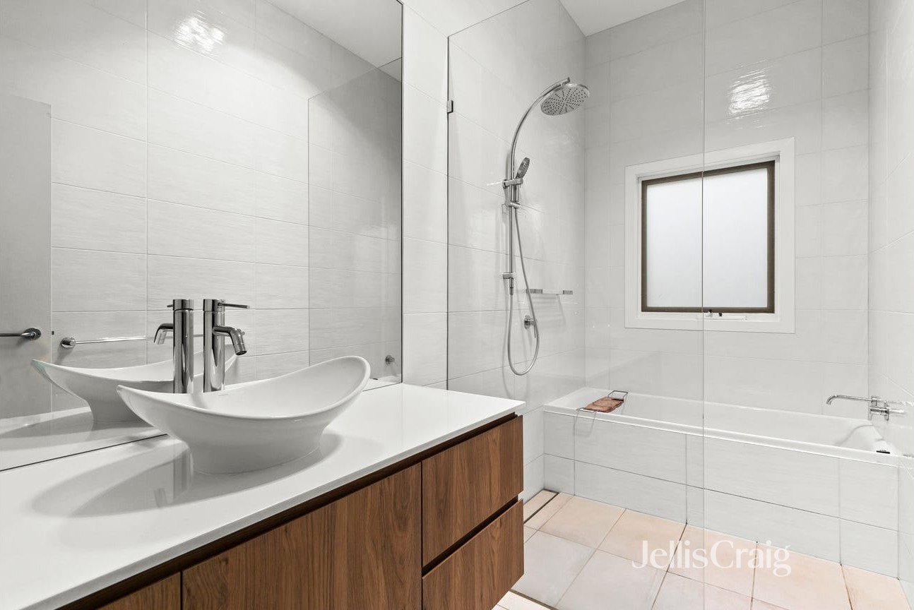 86 John Street, Williamstown image 4