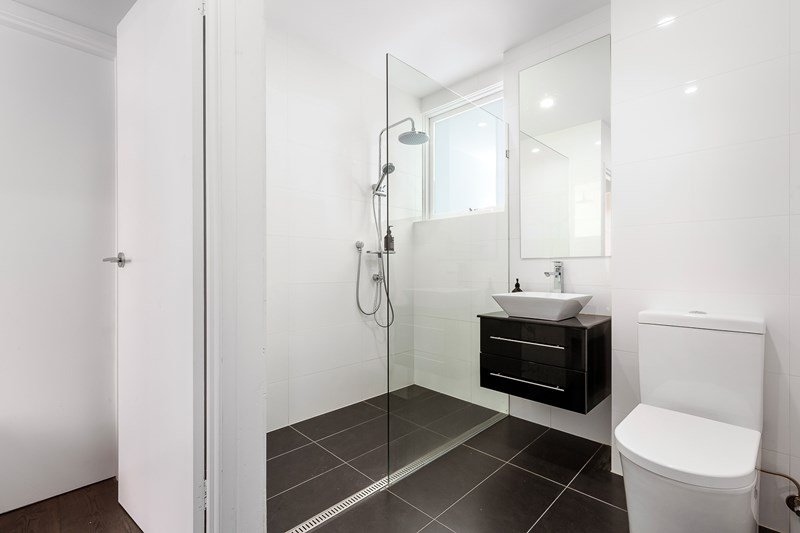 Property Gallery Thumbnail 3