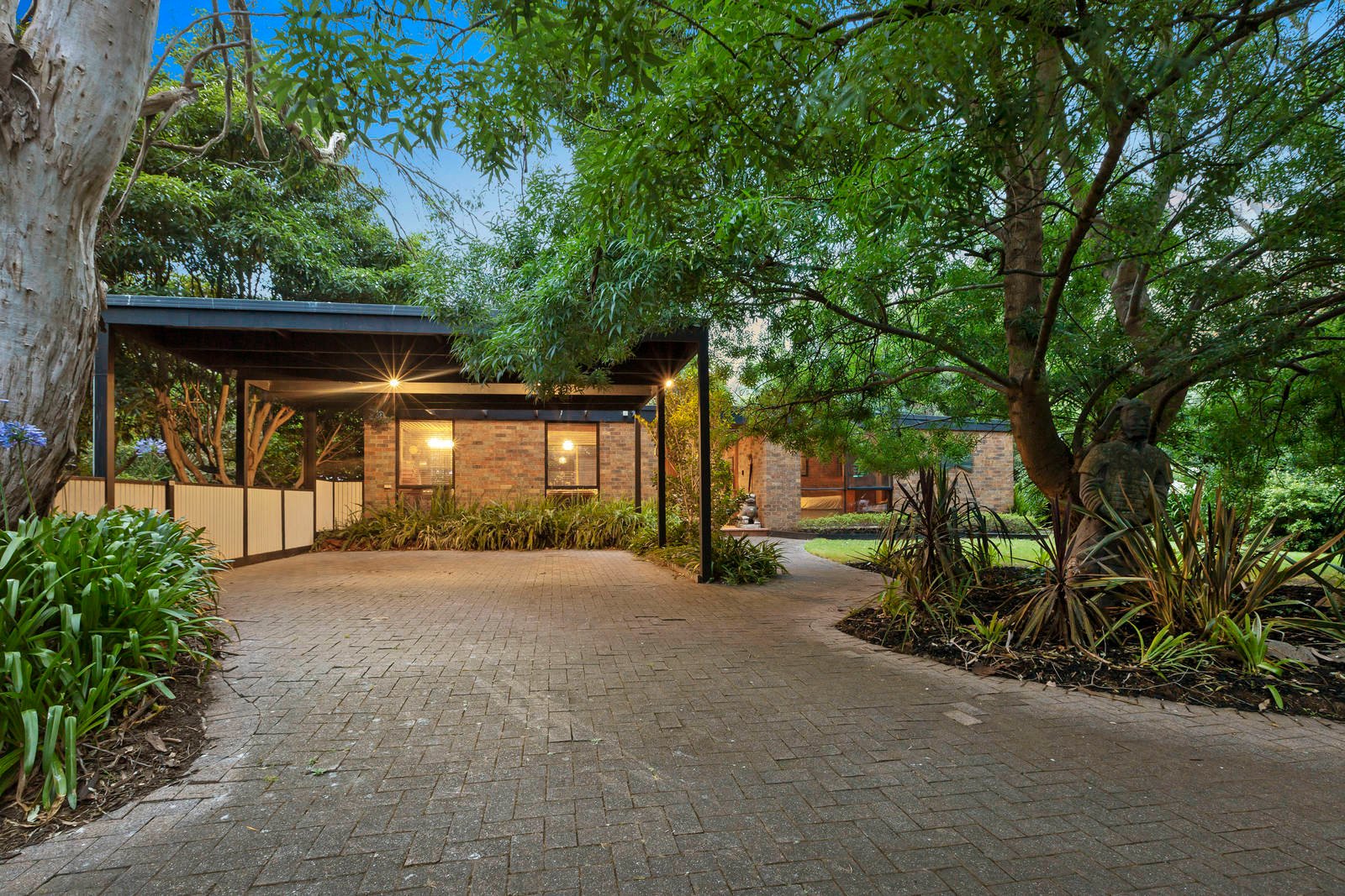 Property Gallery Thumbnail 10