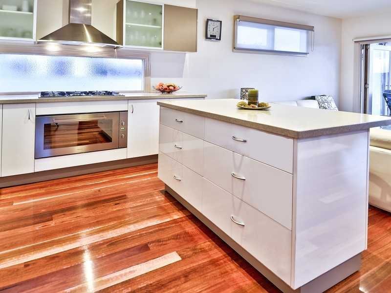 86 Maud Street, Geelong image 2