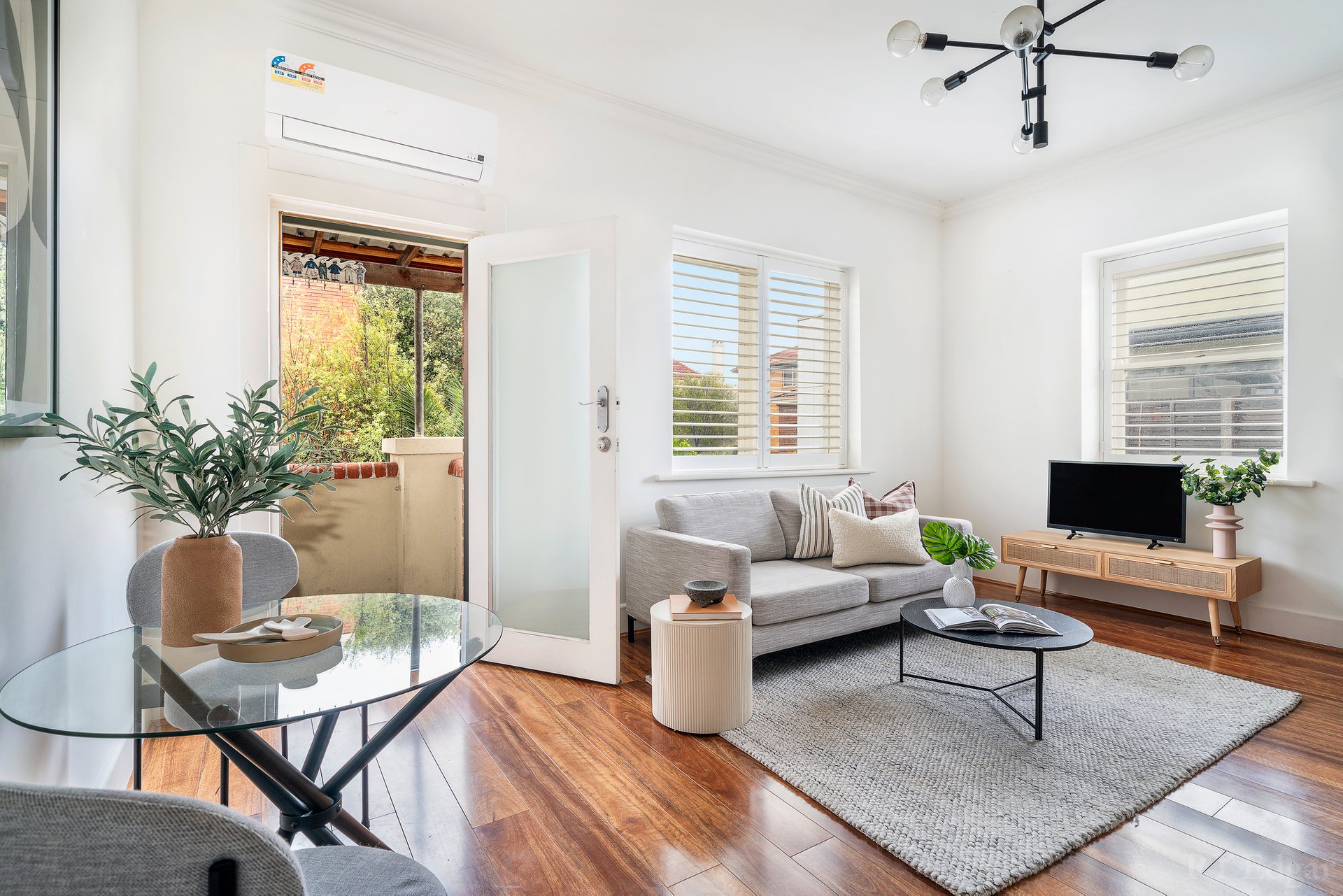 Property Gallery - Main Image