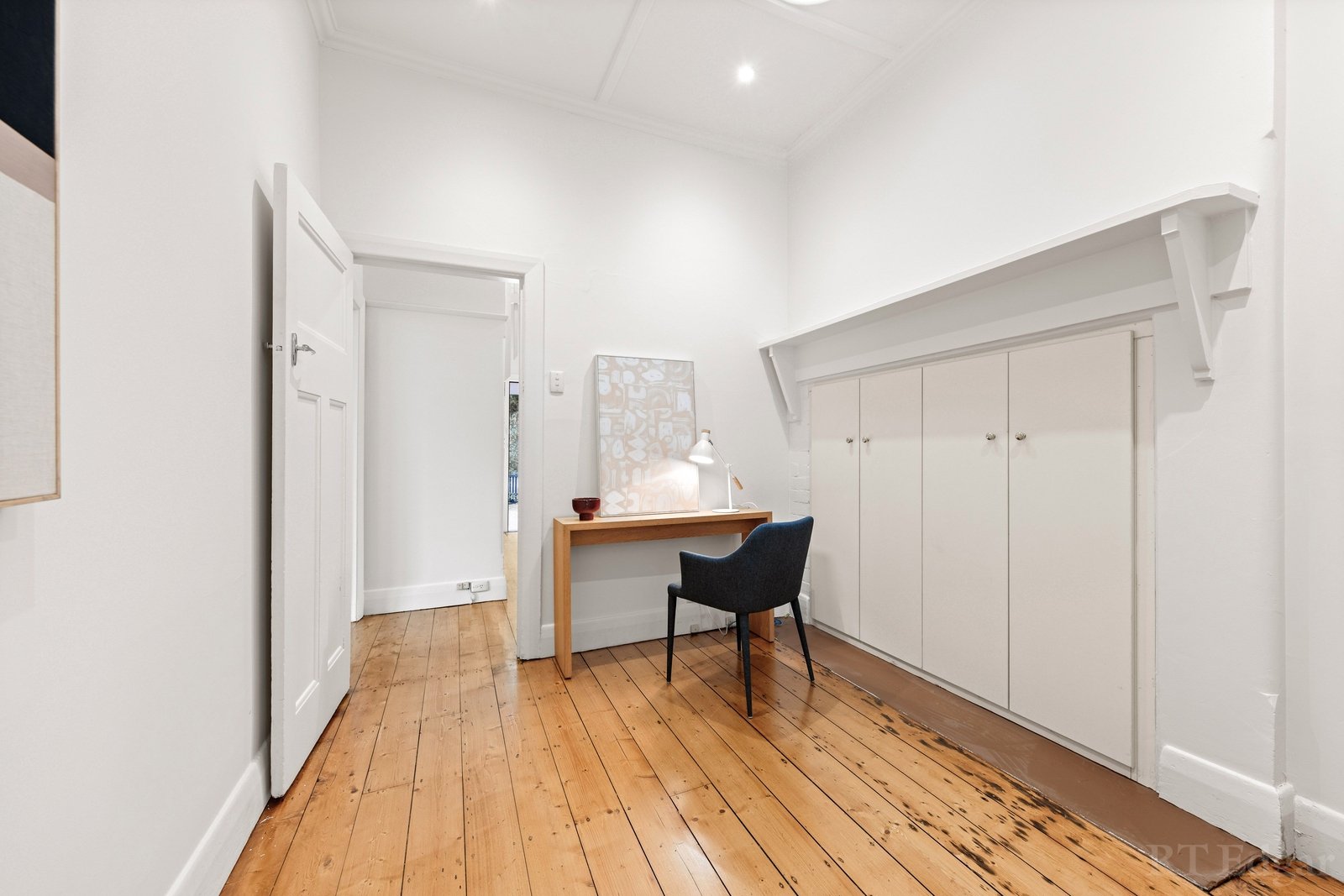 Property Gallery Thumbnail 8