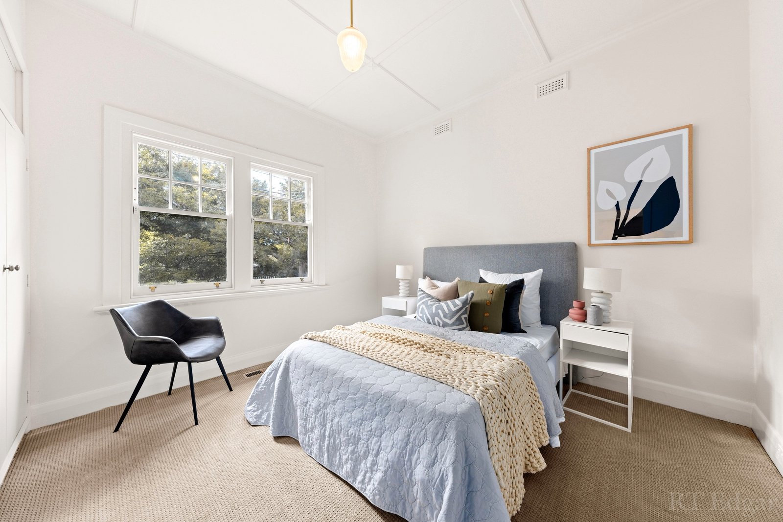 Property Gallery Thumbnail 11