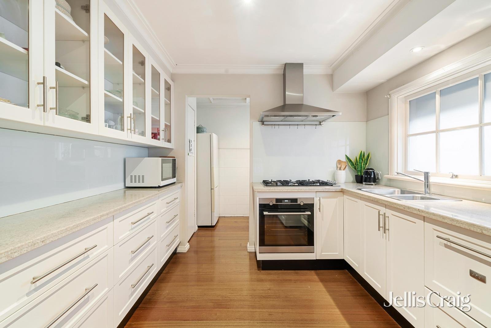 86 Pitt Street, Eltham image 3