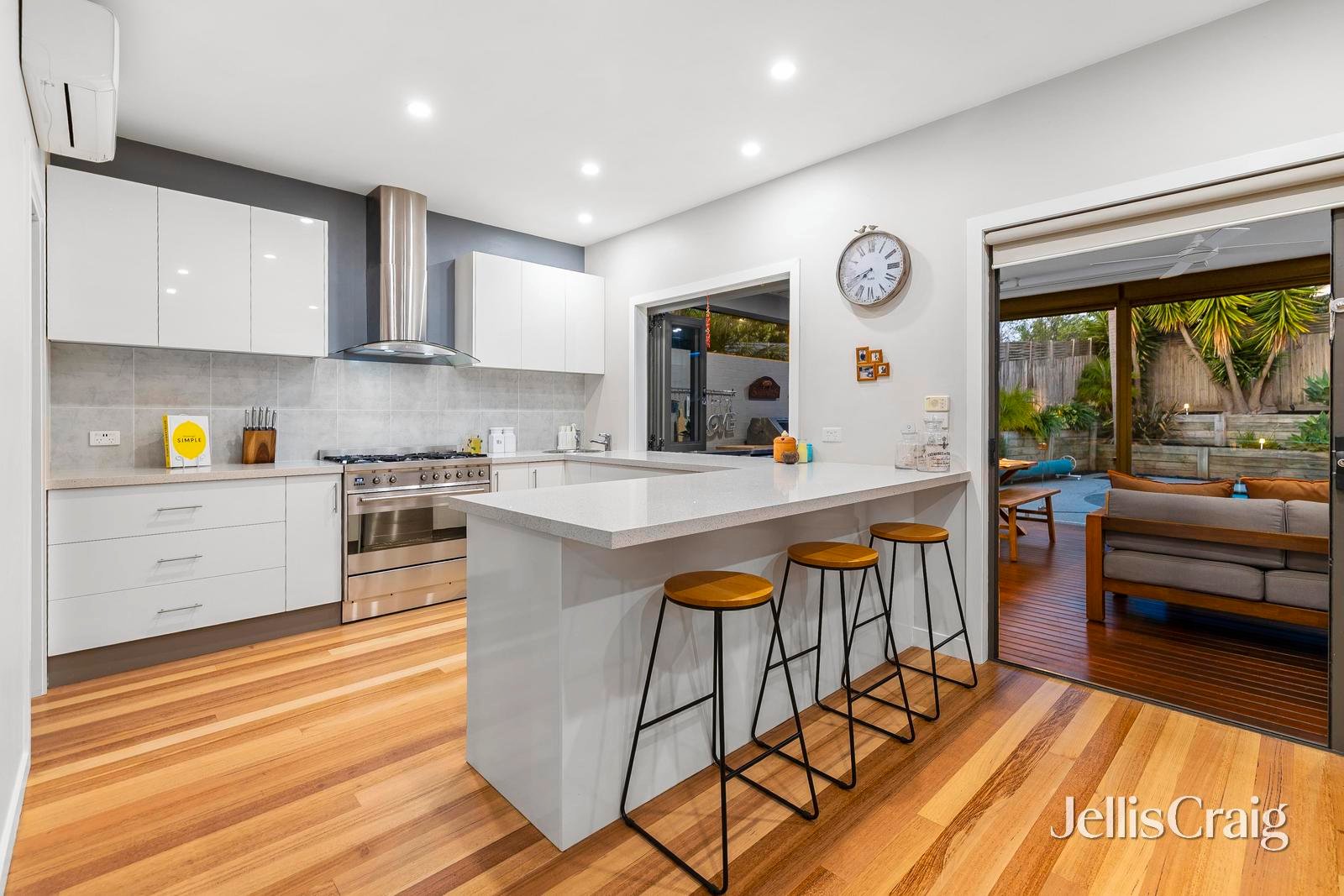 86 Summerfield Drive, Mornington image 5