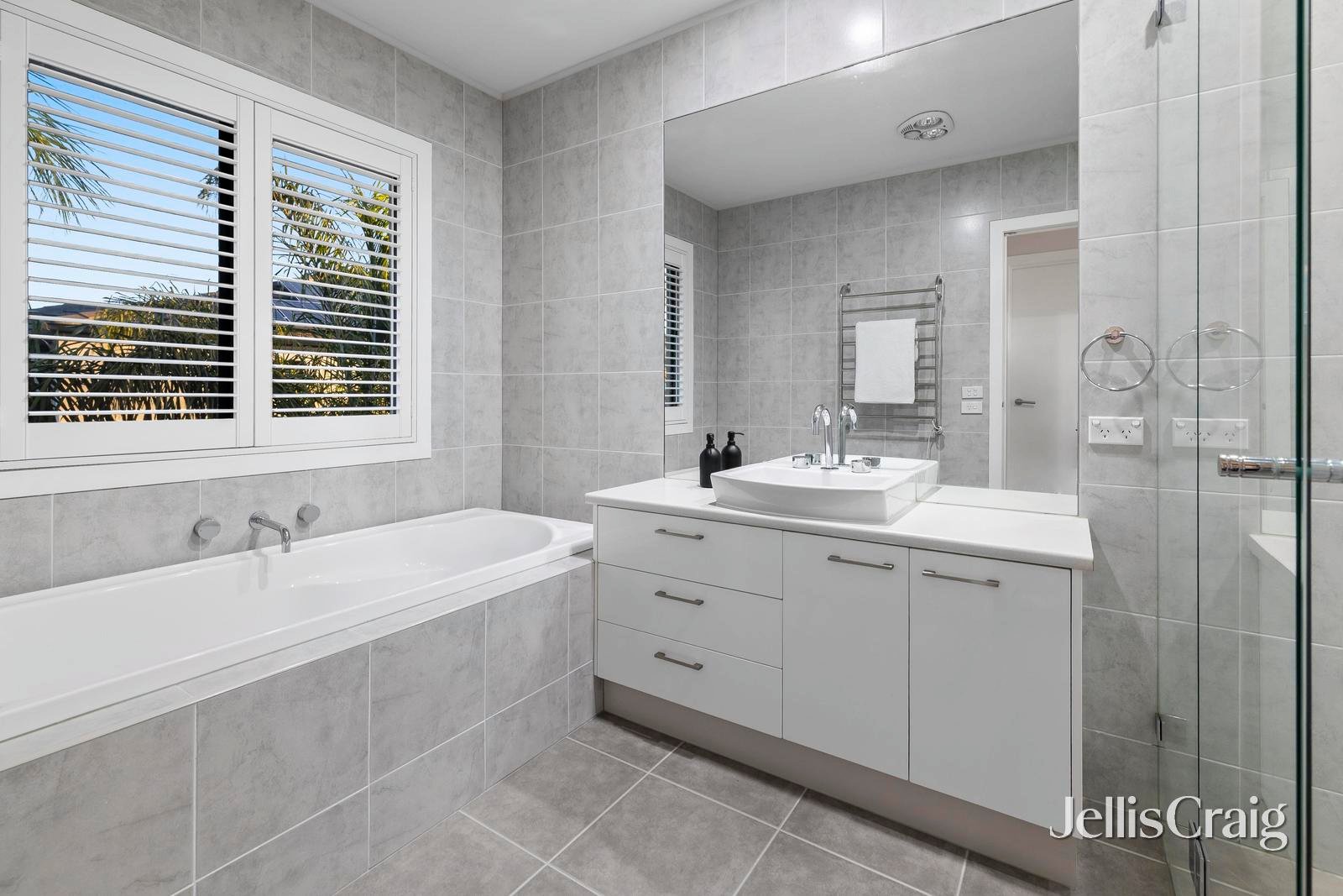 86 Summerfield Drive, Mornington image 15