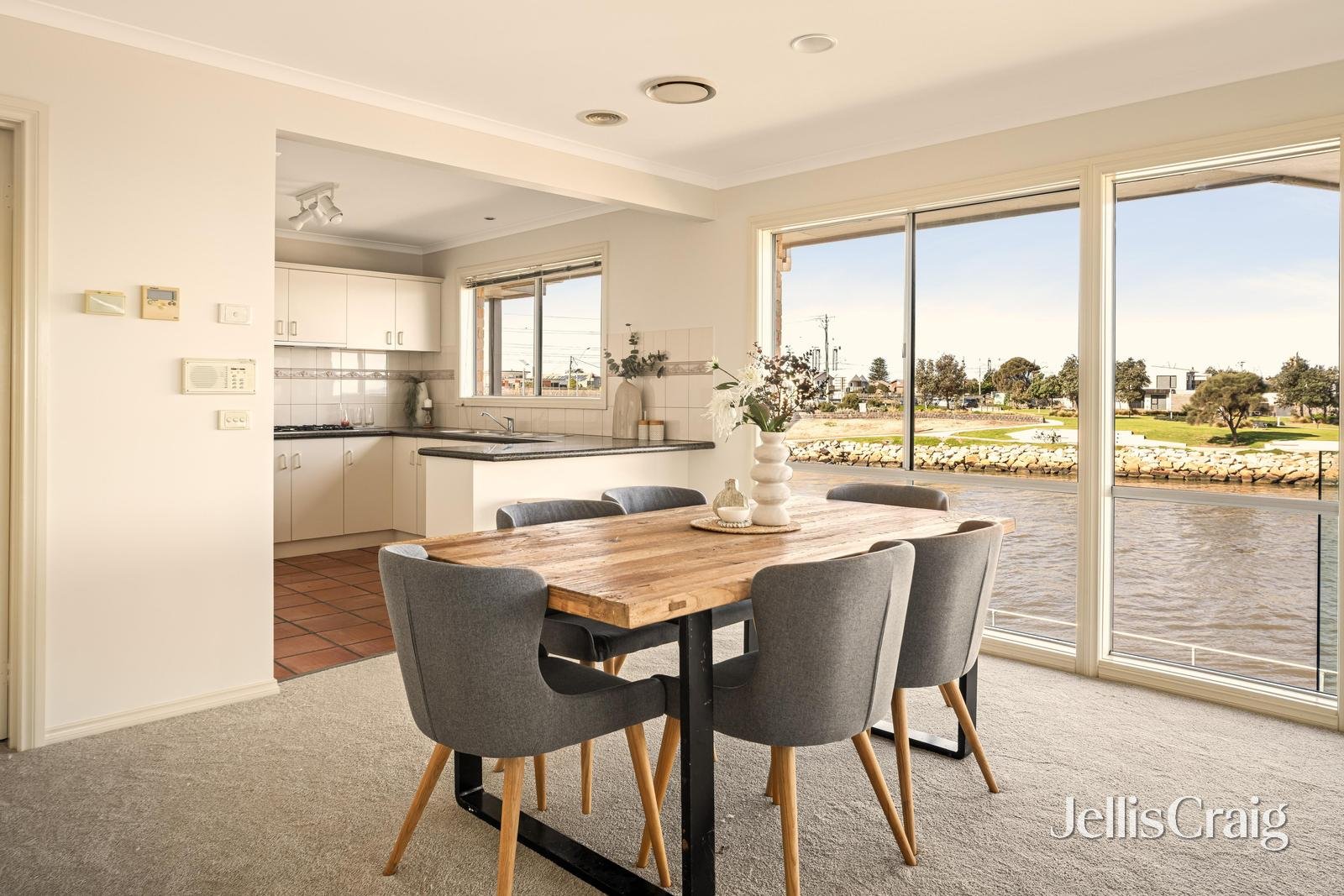 8/606 Nepean Highway, Bonbeach image 9