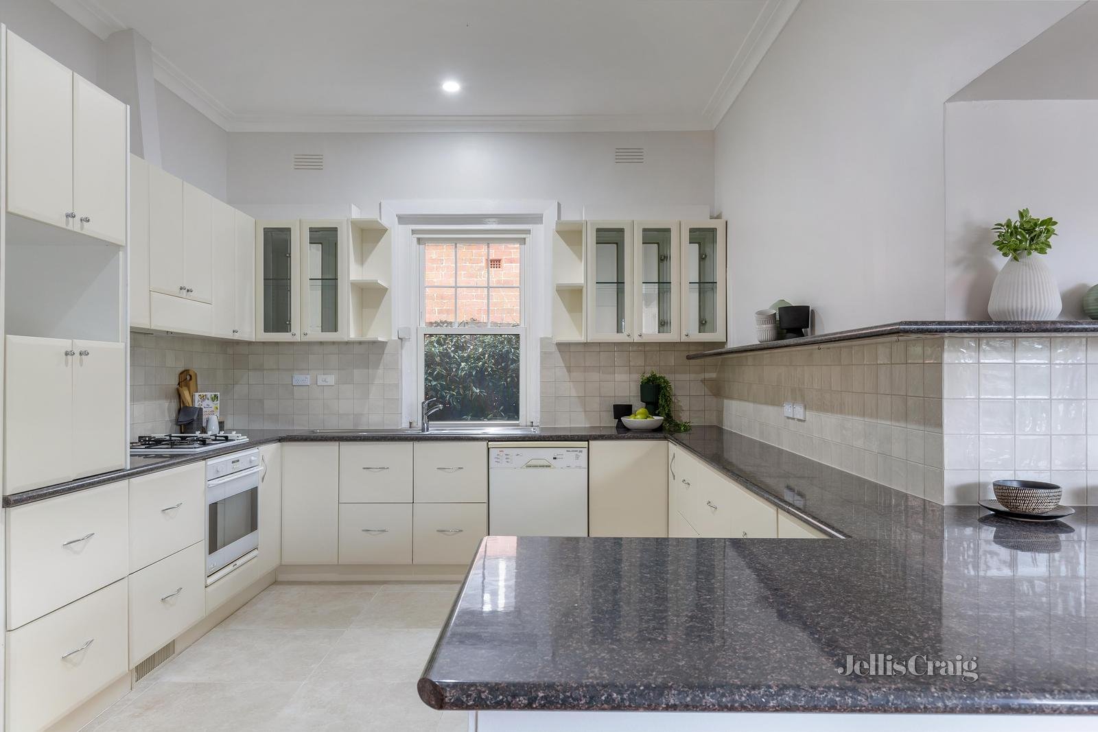 865 Hampton Street, Brighton image 5