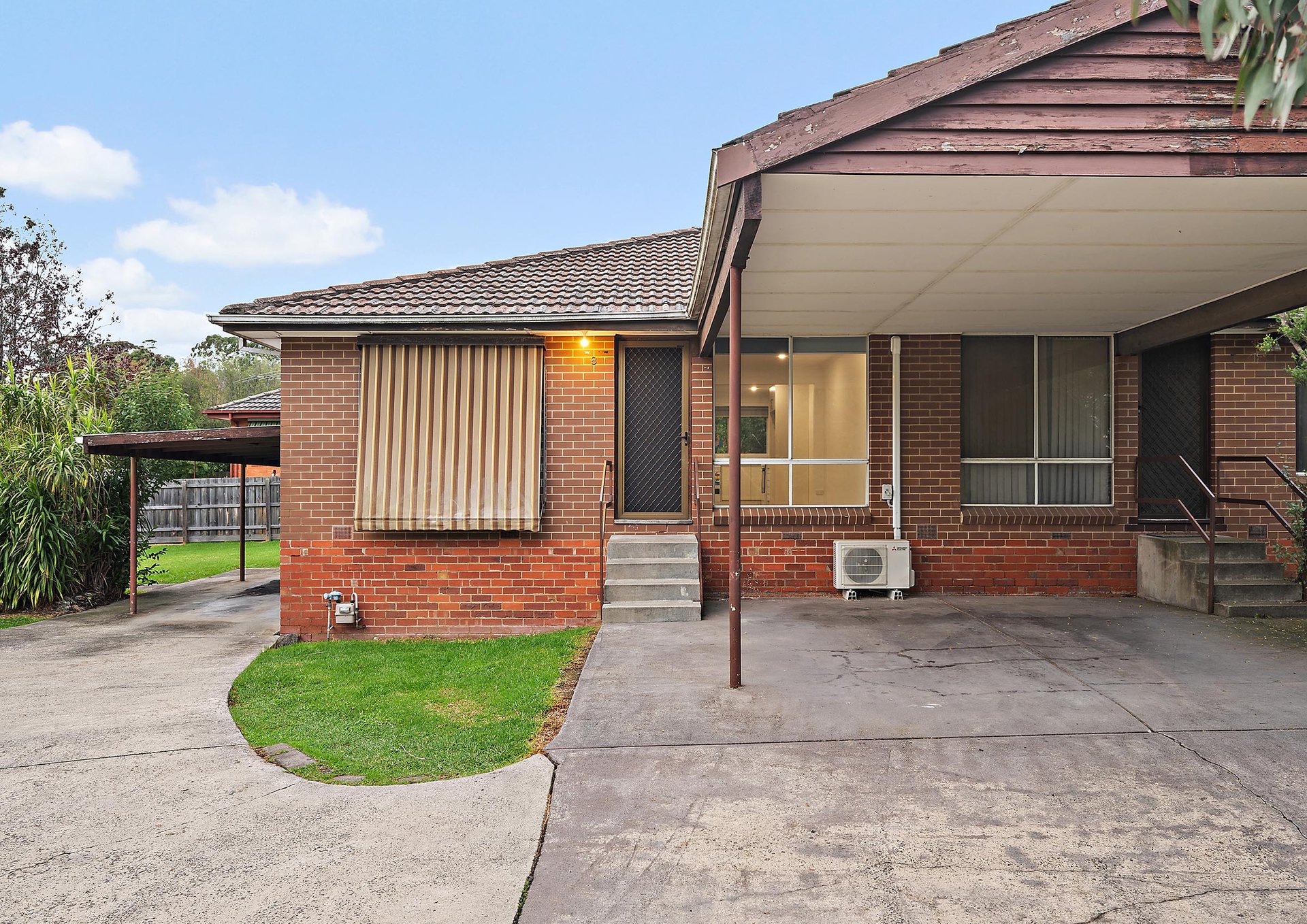 8/65 Hewish Road, Croydon image 1