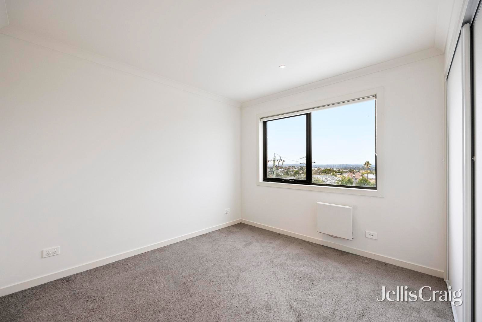 8/65 Turana Street, Doncaster image 7