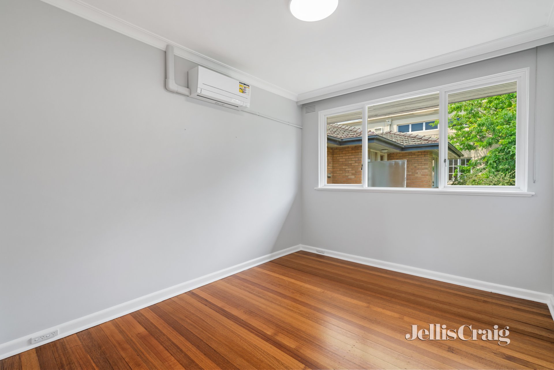 8/677 Toorak Rd, Toorak image 4