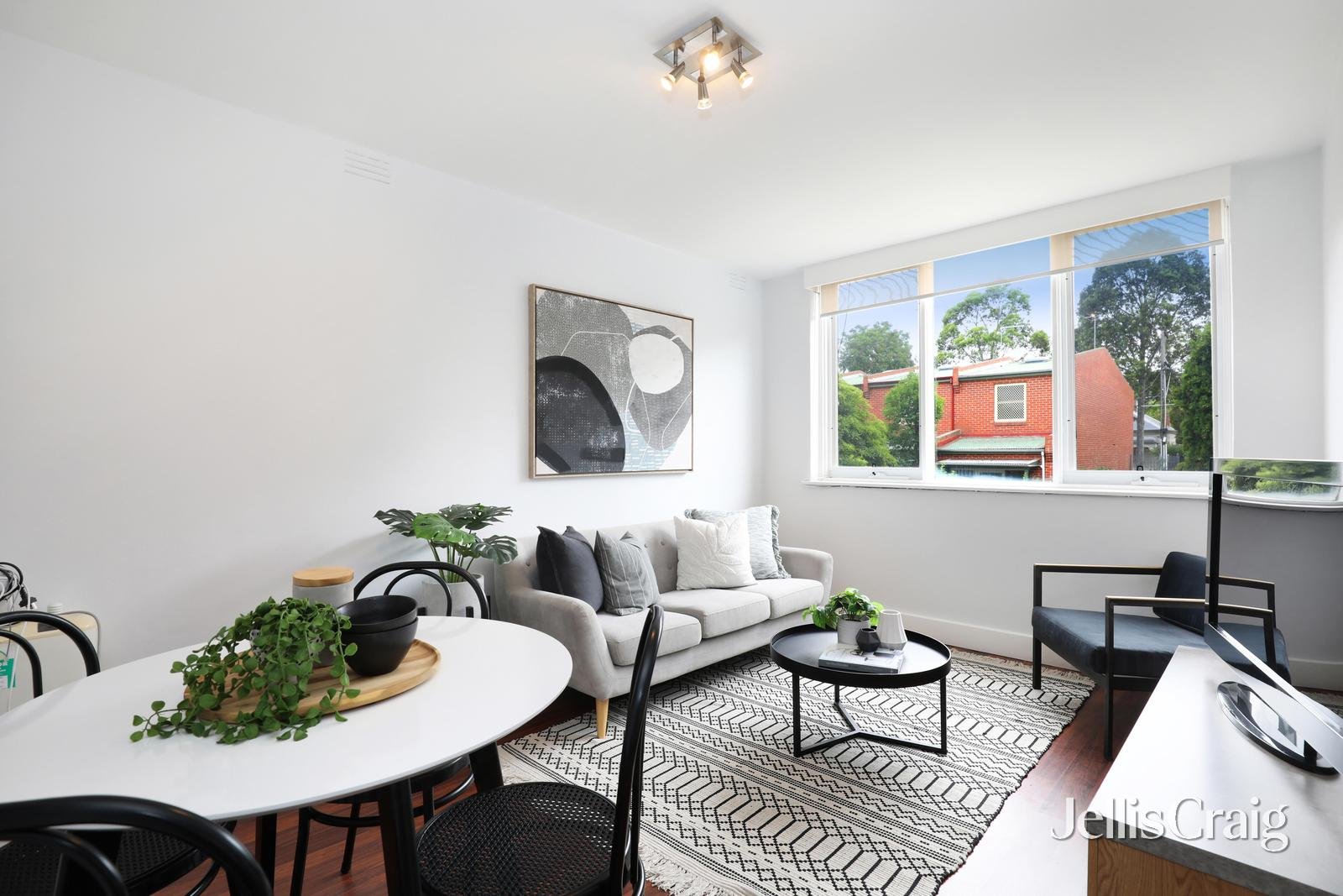 8/69 Edinburgh Street, Flemington image 2