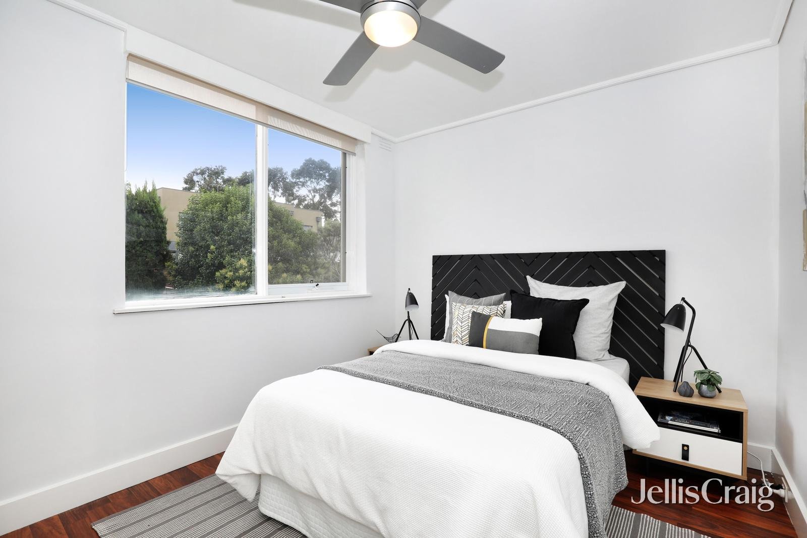 8/69 Edinburgh Street, Flemington image 6