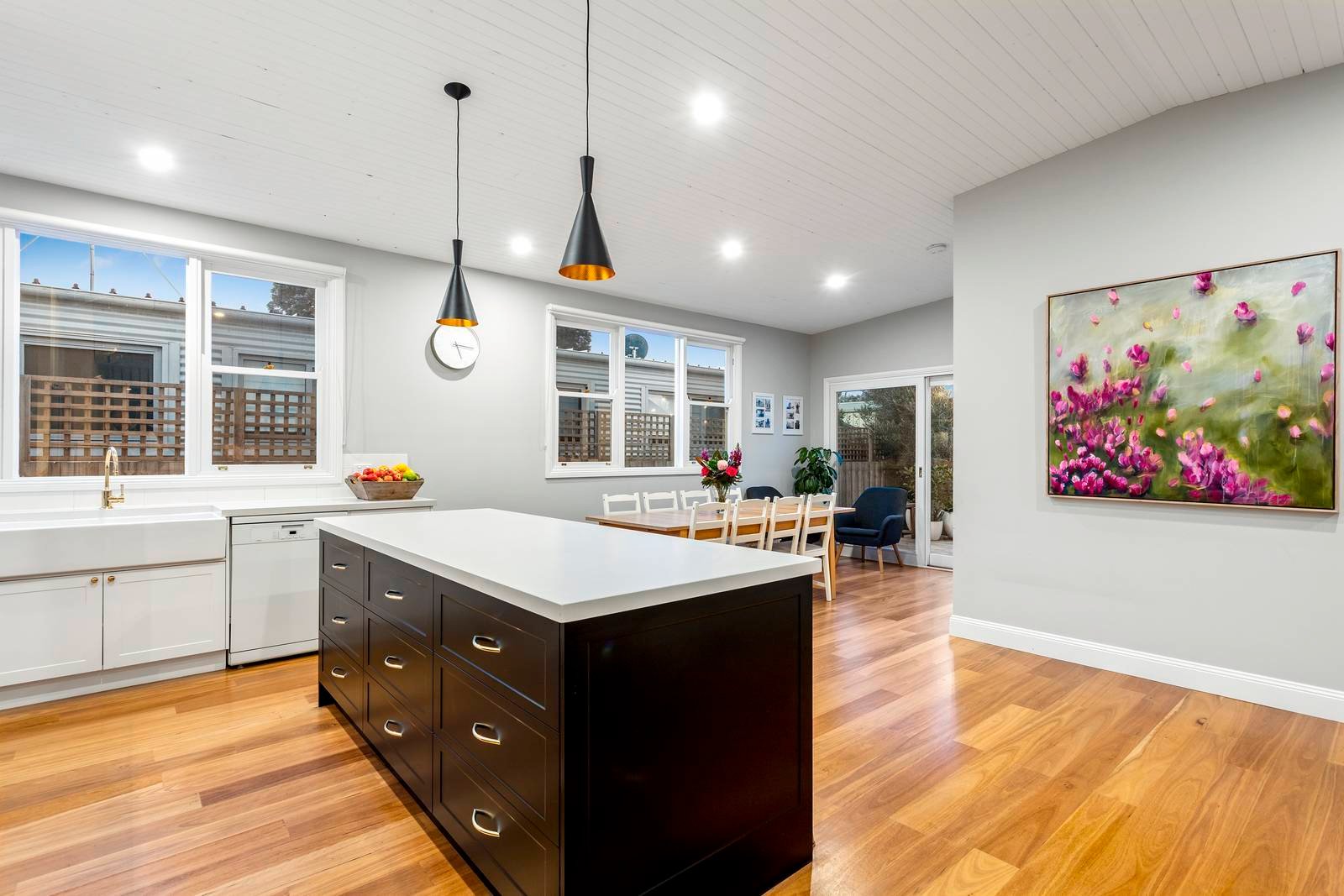 Property Gallery Thumbnail 6