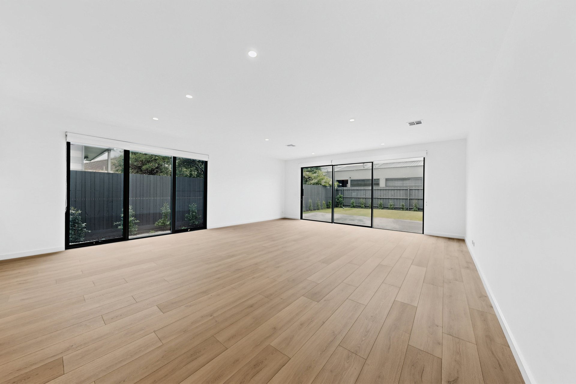 86A Leila Road, Carnegie image 6
