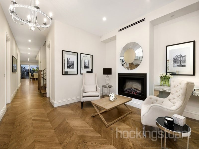 86A Maud Street, Balwyn North image 2