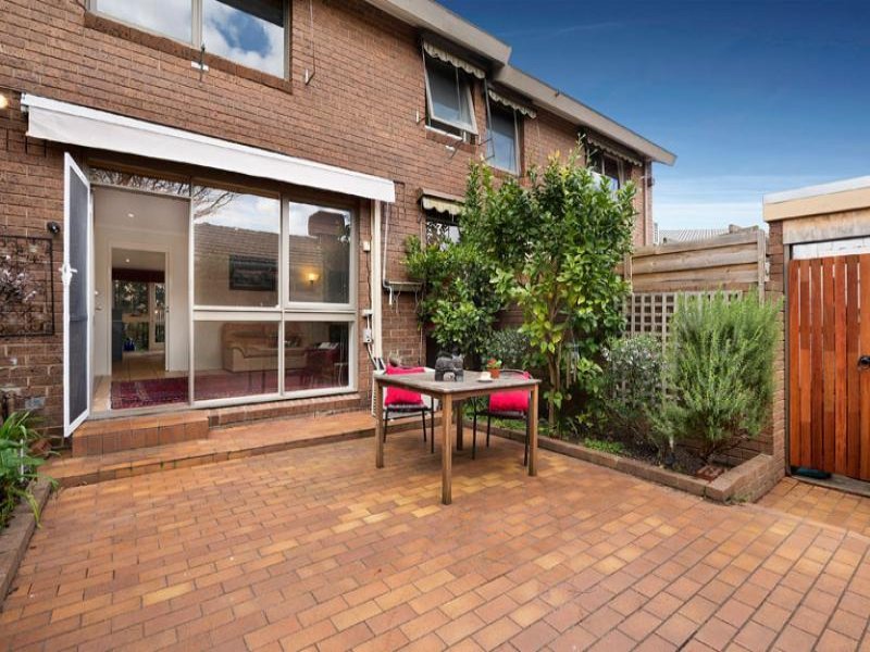 8/7-13 Kireep Road, Balwyn image 1