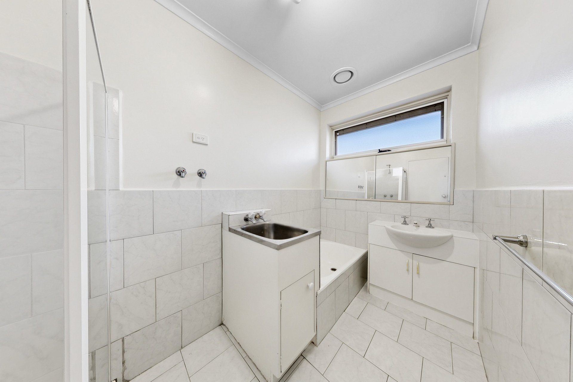 8/7 Alfriston Avenue, Elwood image 6