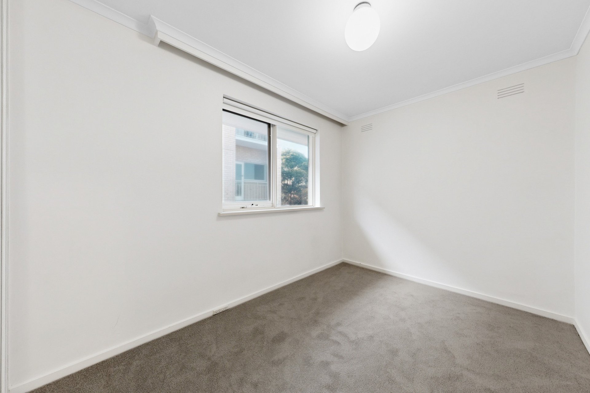 8/7 Alfriston Avenue, Elwood image 8