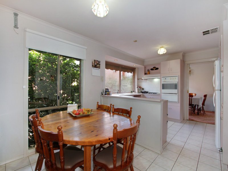 87 Campaspe Drive, Croydon Hills image 2