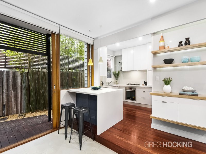87 Carter Street, Middle Park image 4