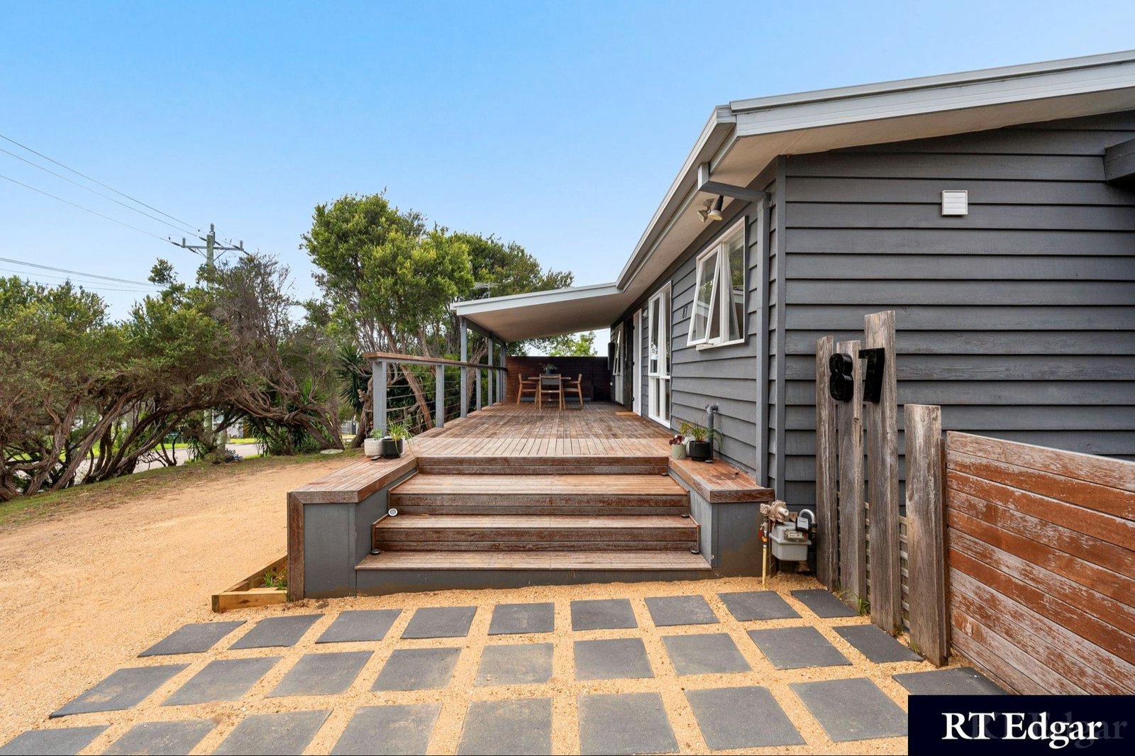 Property Gallery Thumbnail 2