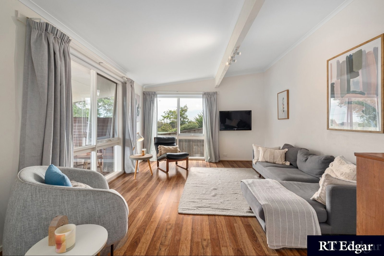 Property Gallery Thumbnail 8