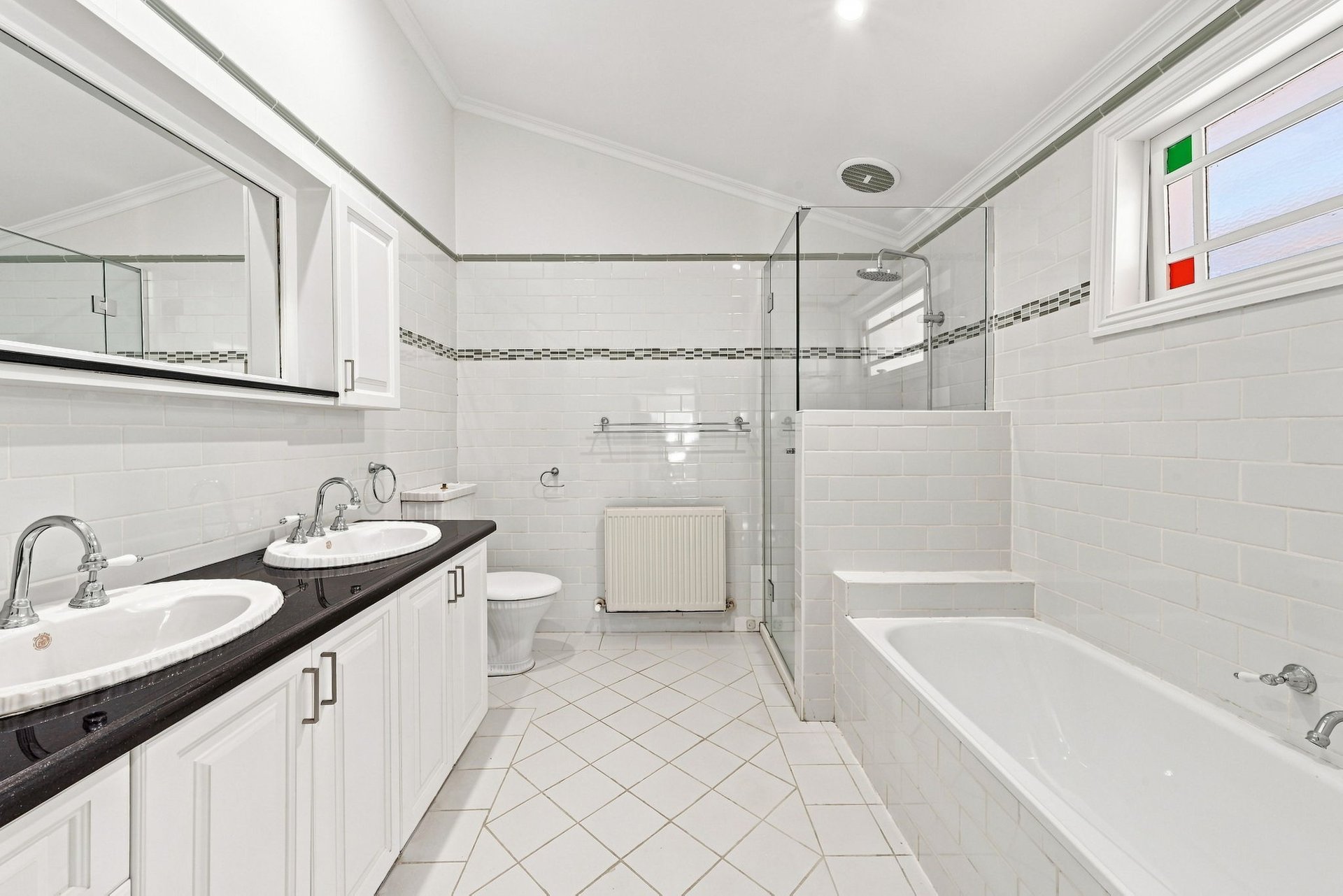 87 Edgevale Road, Kew image 7
