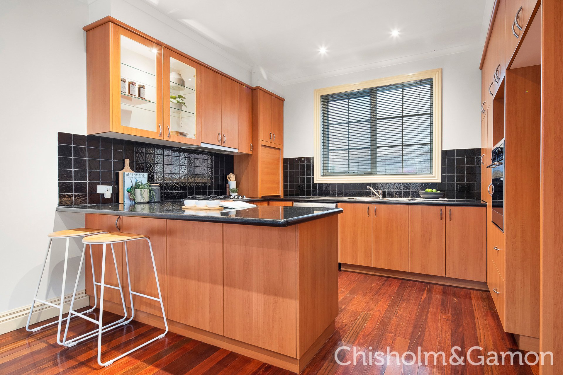 87 Grosvenor Street, Balaclava image 5