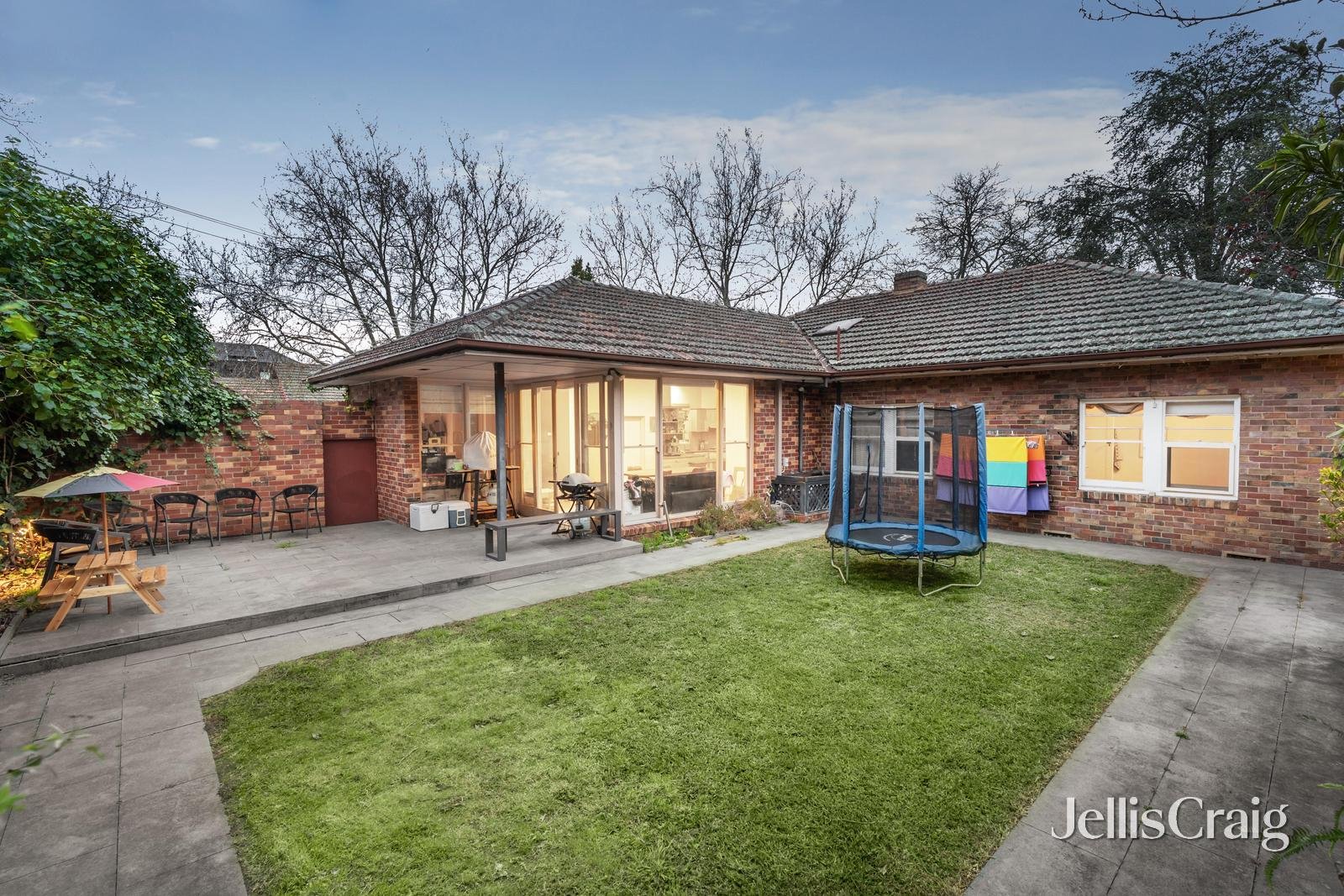87 Guildford Road, Surrey Hills image 10