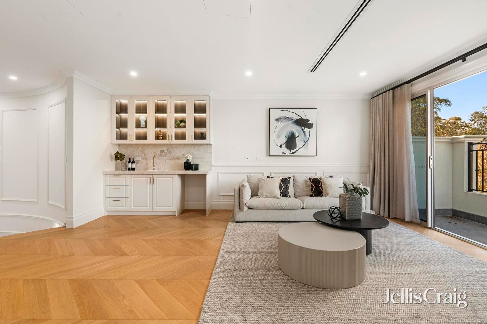 87 Hinkler Road East, Glen Waverley image 25