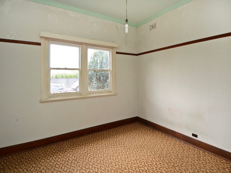 87 Isabella Street, Geelong West image 4