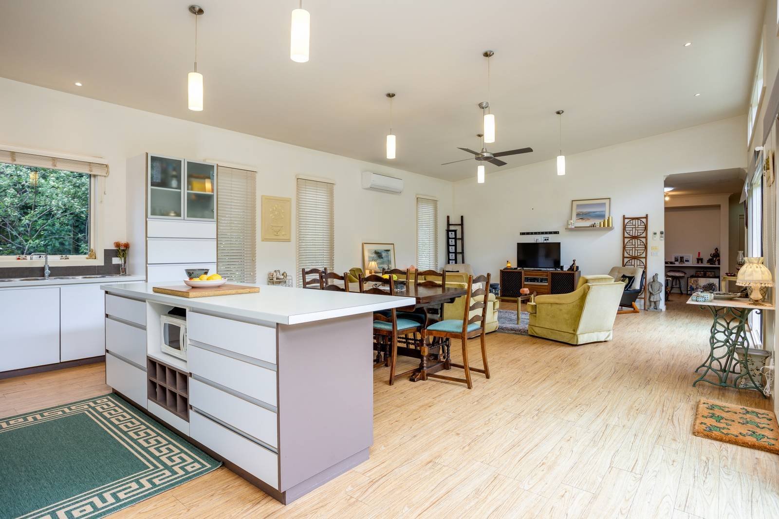 Property Gallery Thumbnail 8