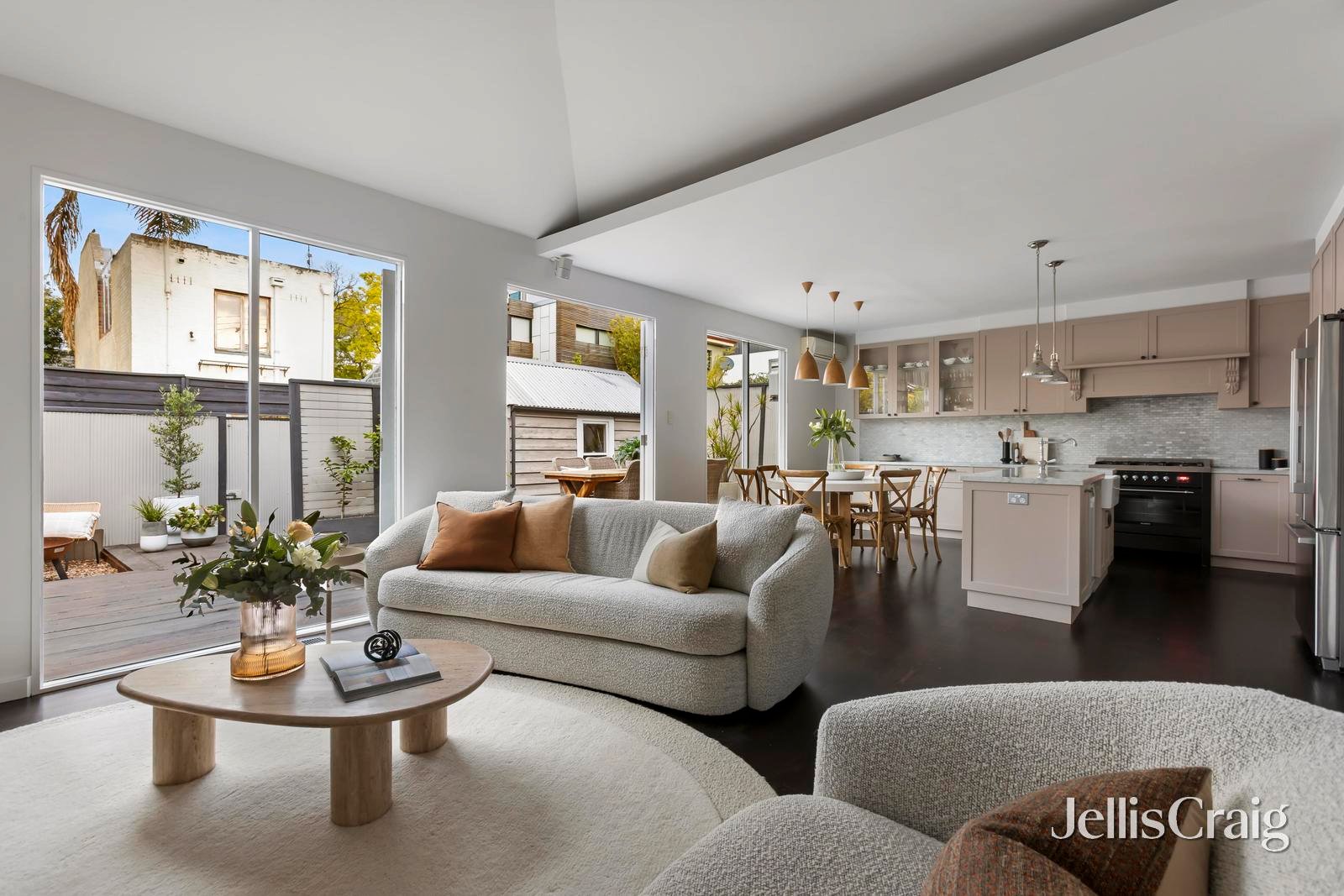 87 Napier Street, South Melbourne image 4