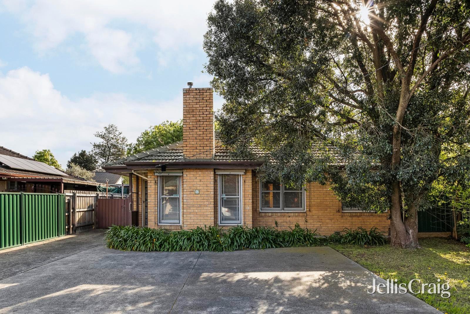 87 Oriel Road, Ivanhoe image 1