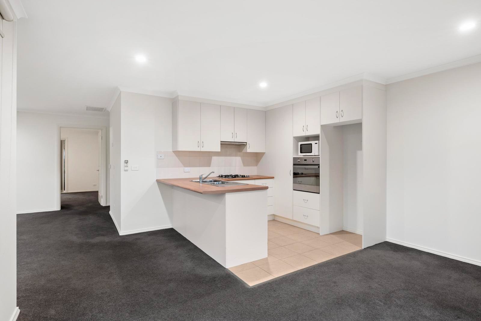 8/7 Pleasant Street, Kilsyth image 2