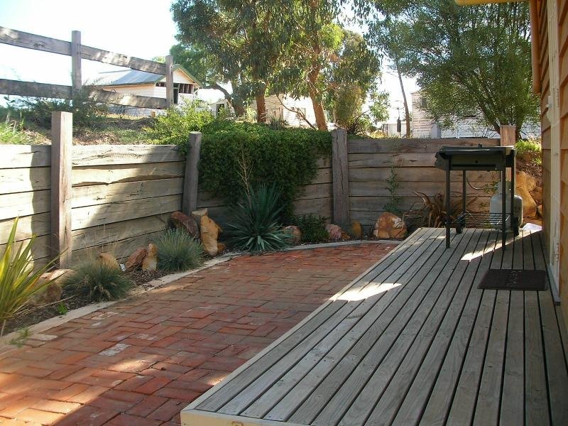 87 Pyrenees Highway, Chewton image 6