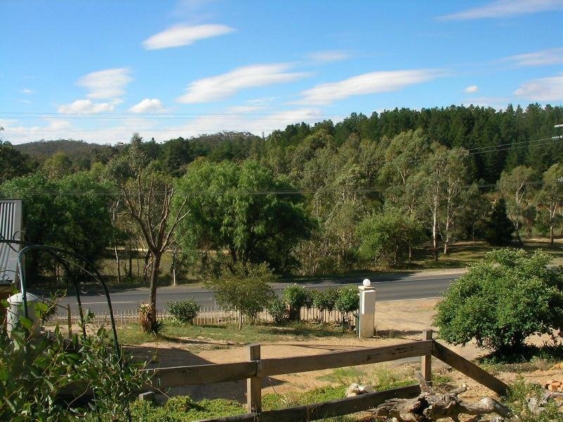 87 Pyrenees Highway, Chewton image 7