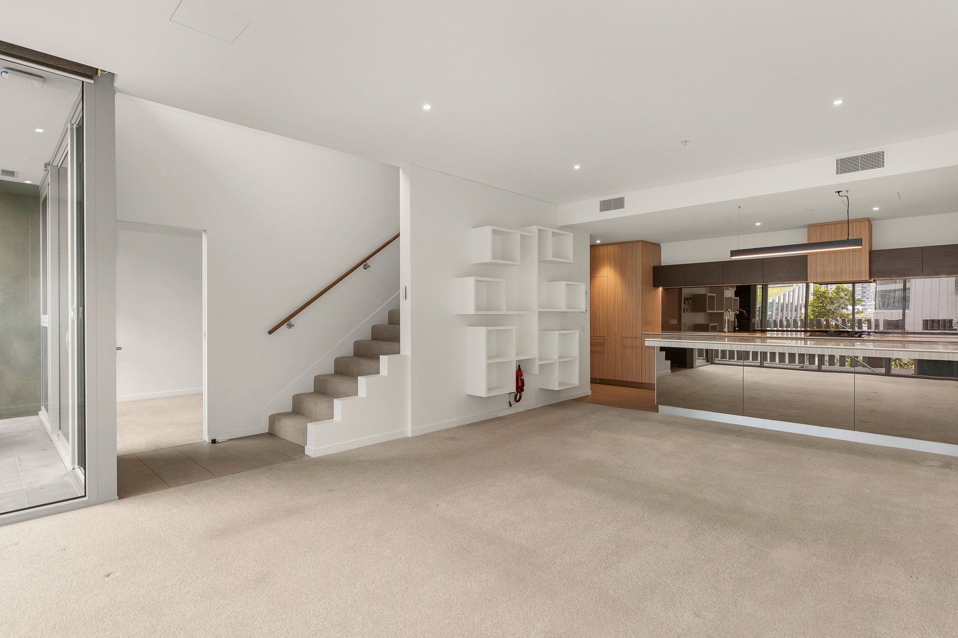 Property Gallery Thumbnail 2