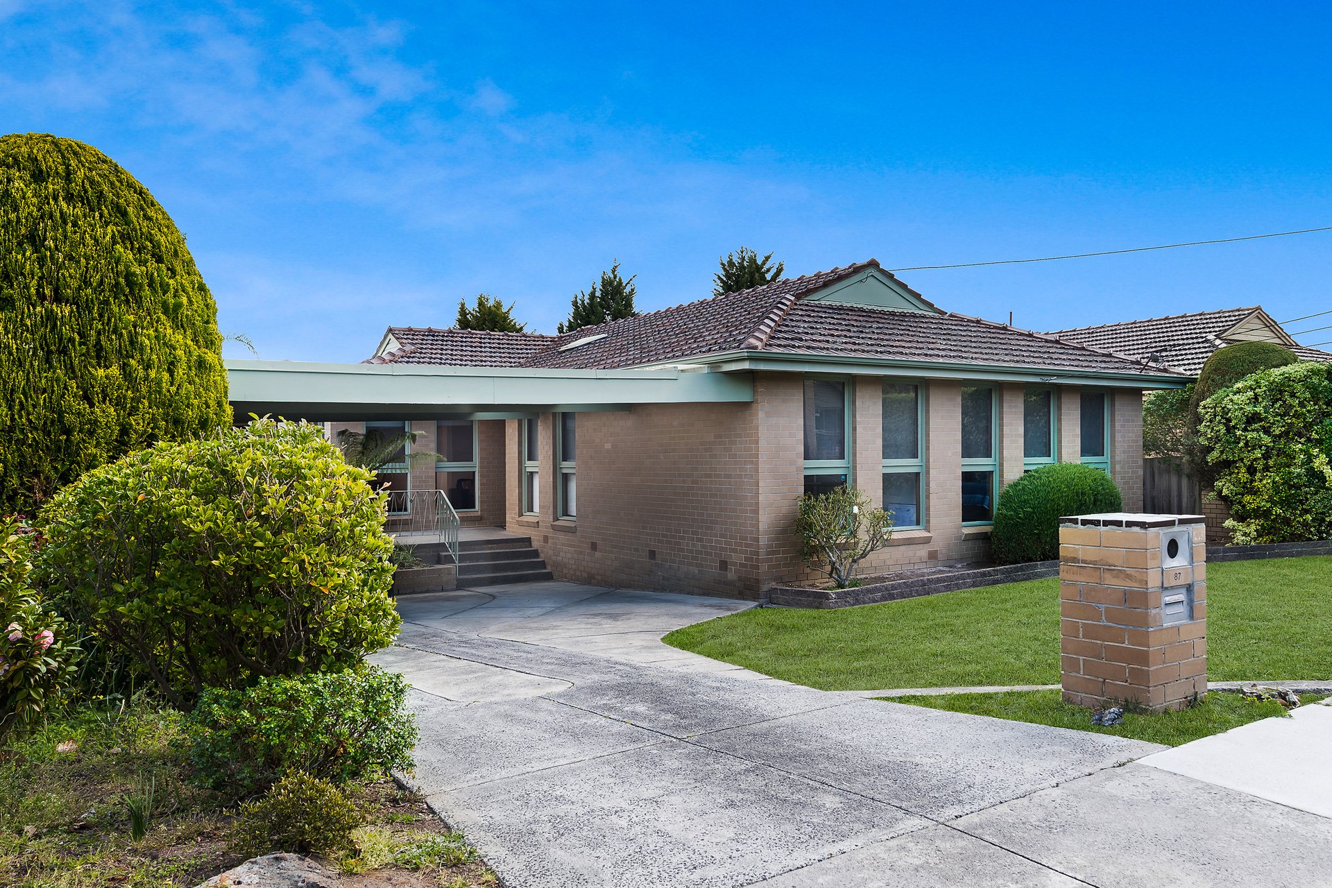 87 Strada Crescent, Wheelers Hill image 9