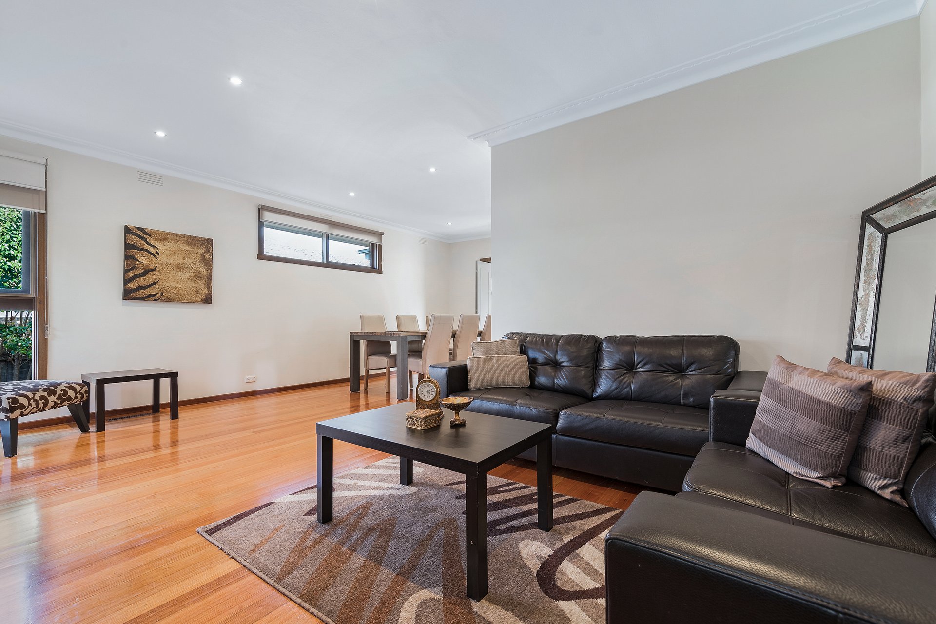 87 Strada Crescent, Wheelers Hill image 3