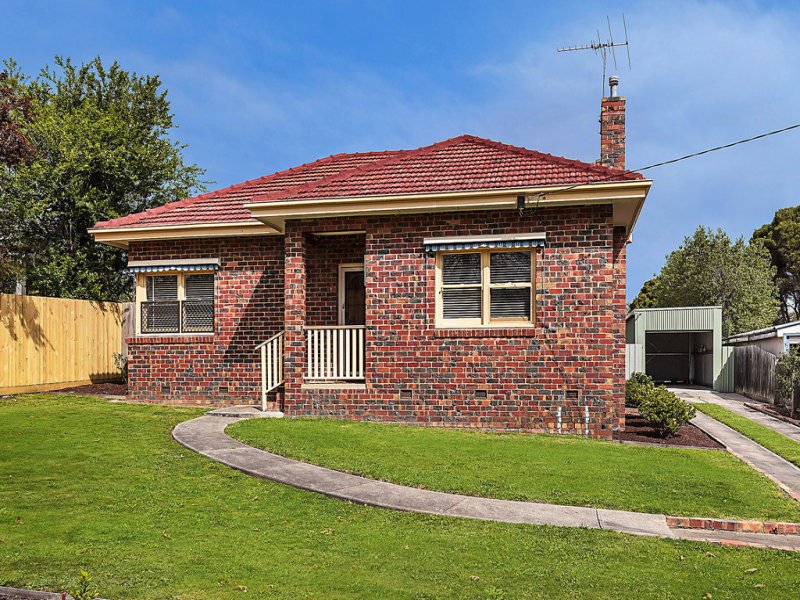 87 Thames Street, Box Hill image 2
