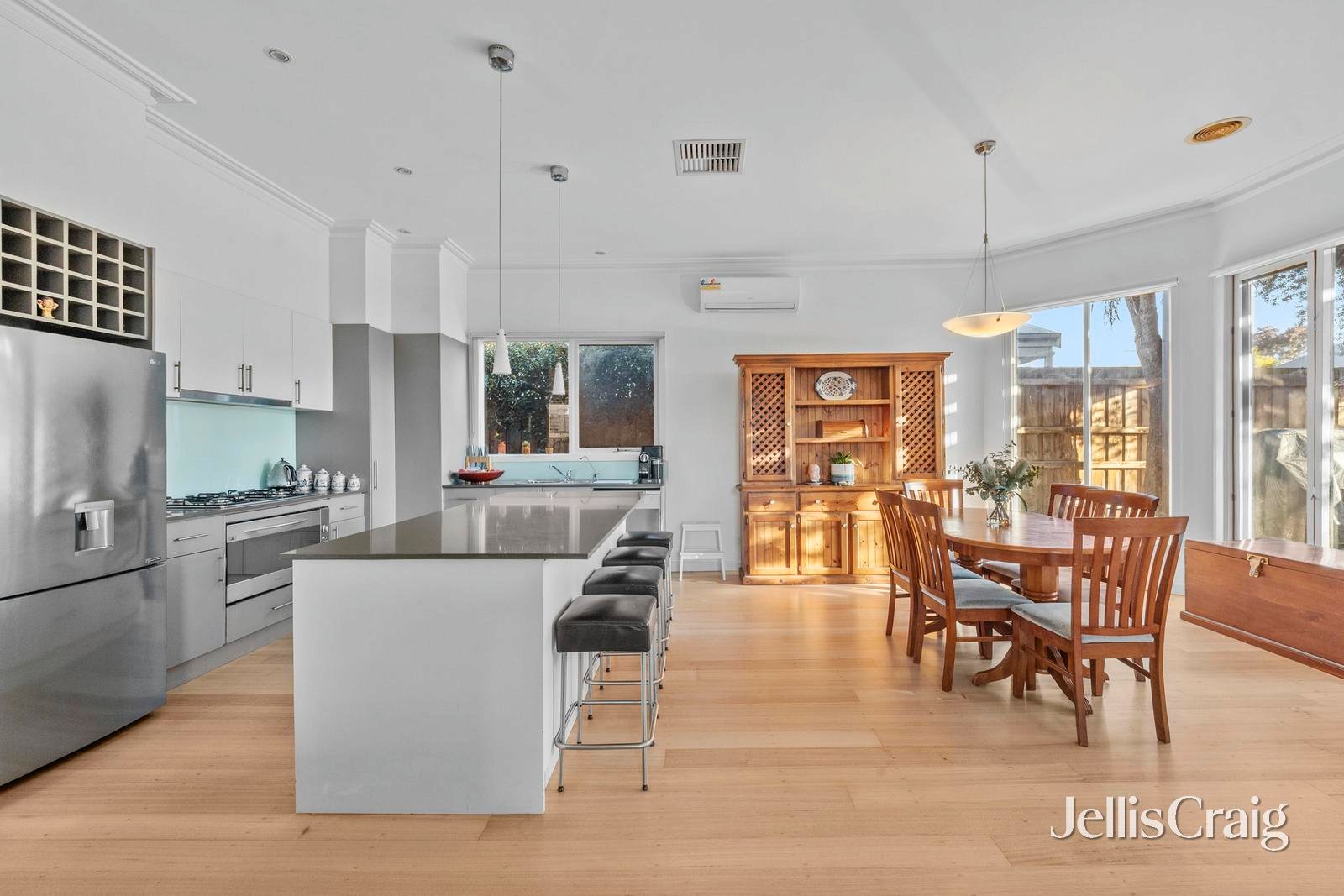 87 William Street, Newport image 2